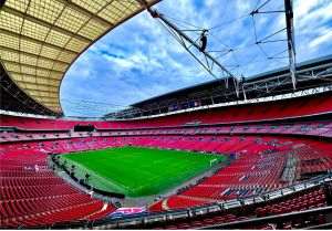 Londra va câştiga peste un miliard de lire sterline din 12 concerte de pe Wembley Stadium